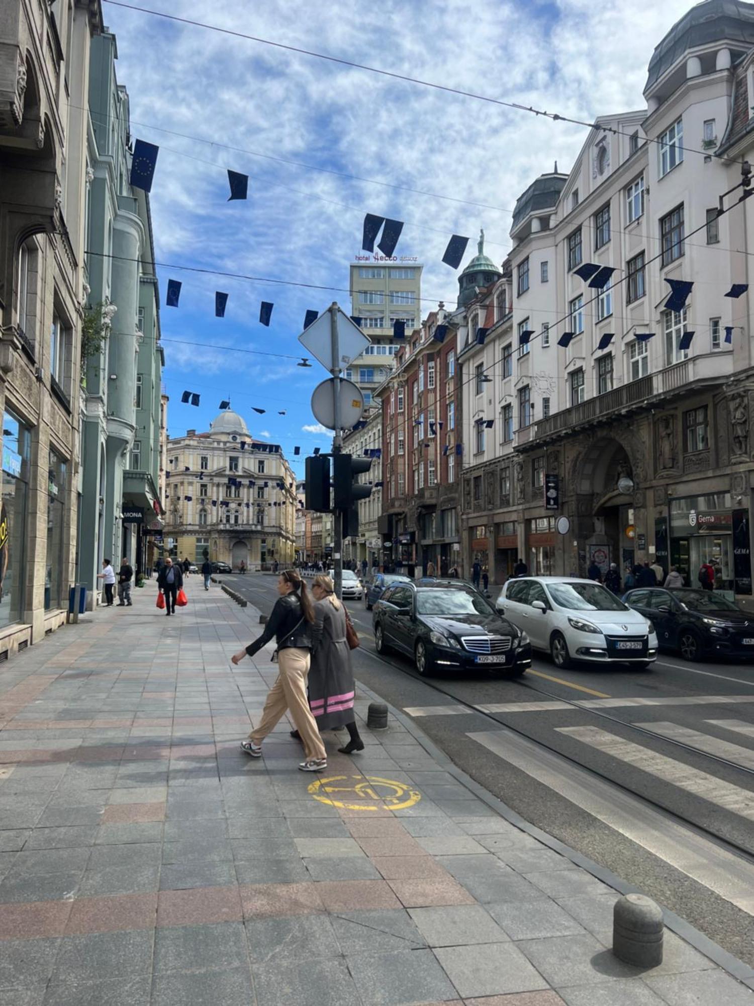 Central Bank Apartment Сараєво Екстер'єр фото